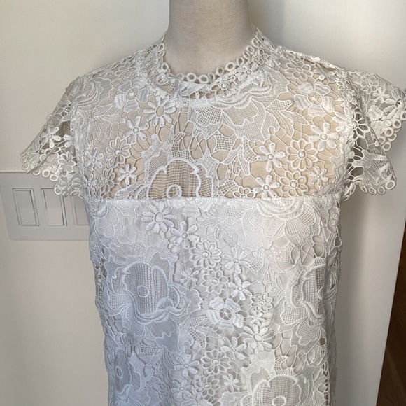 Cupcakes and Cashmere White Lace Mini Dress NWT - Picture 5 of 8